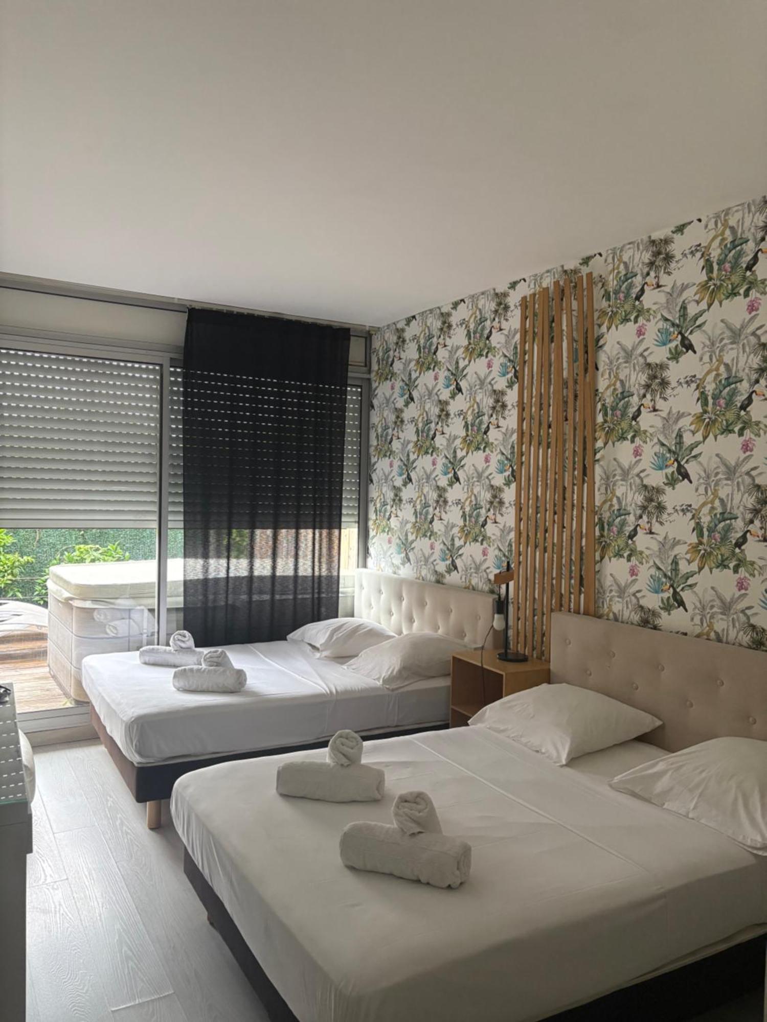 Sable Et Soleil - Port, Et Jacuzzi Prive 3* Fréjus